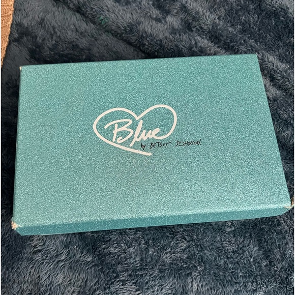 Fuchsia Pink Glitter Heels - Picture 6 of 7